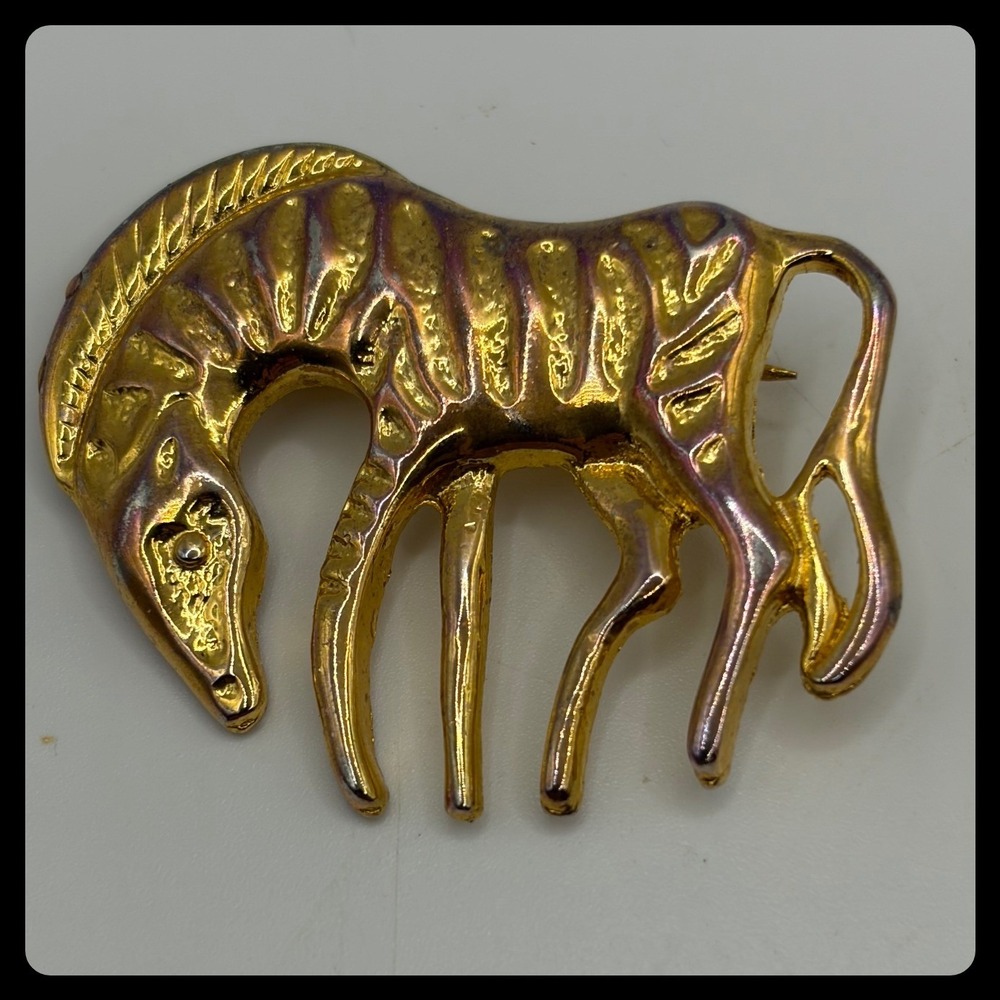 vintage Zebra Brooch Small Gold Textured Animal‎ Safari Pin